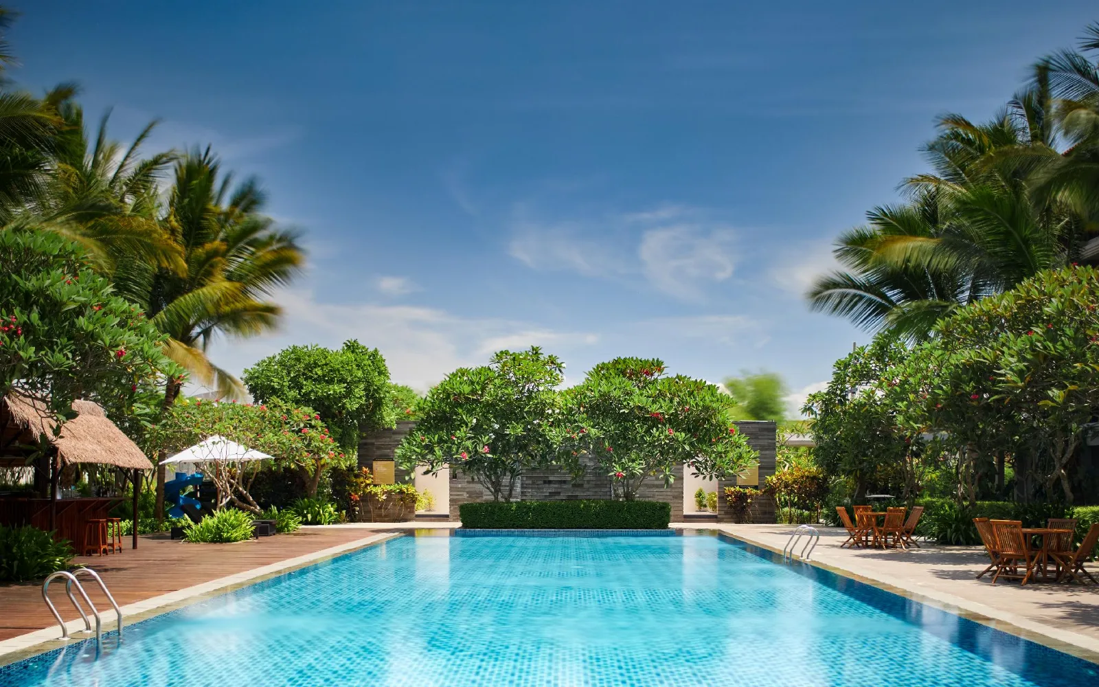 Outdoor Lagoon Pool at eL Hotel Banyuwangi