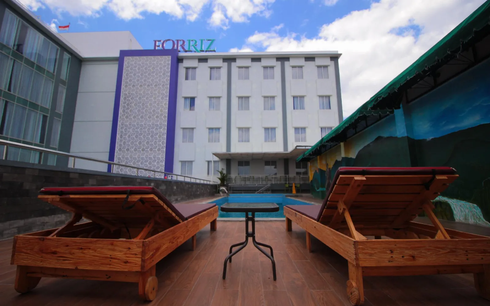 Outdoor Lagoon Pool at Forriz Hotel Yogyakarta