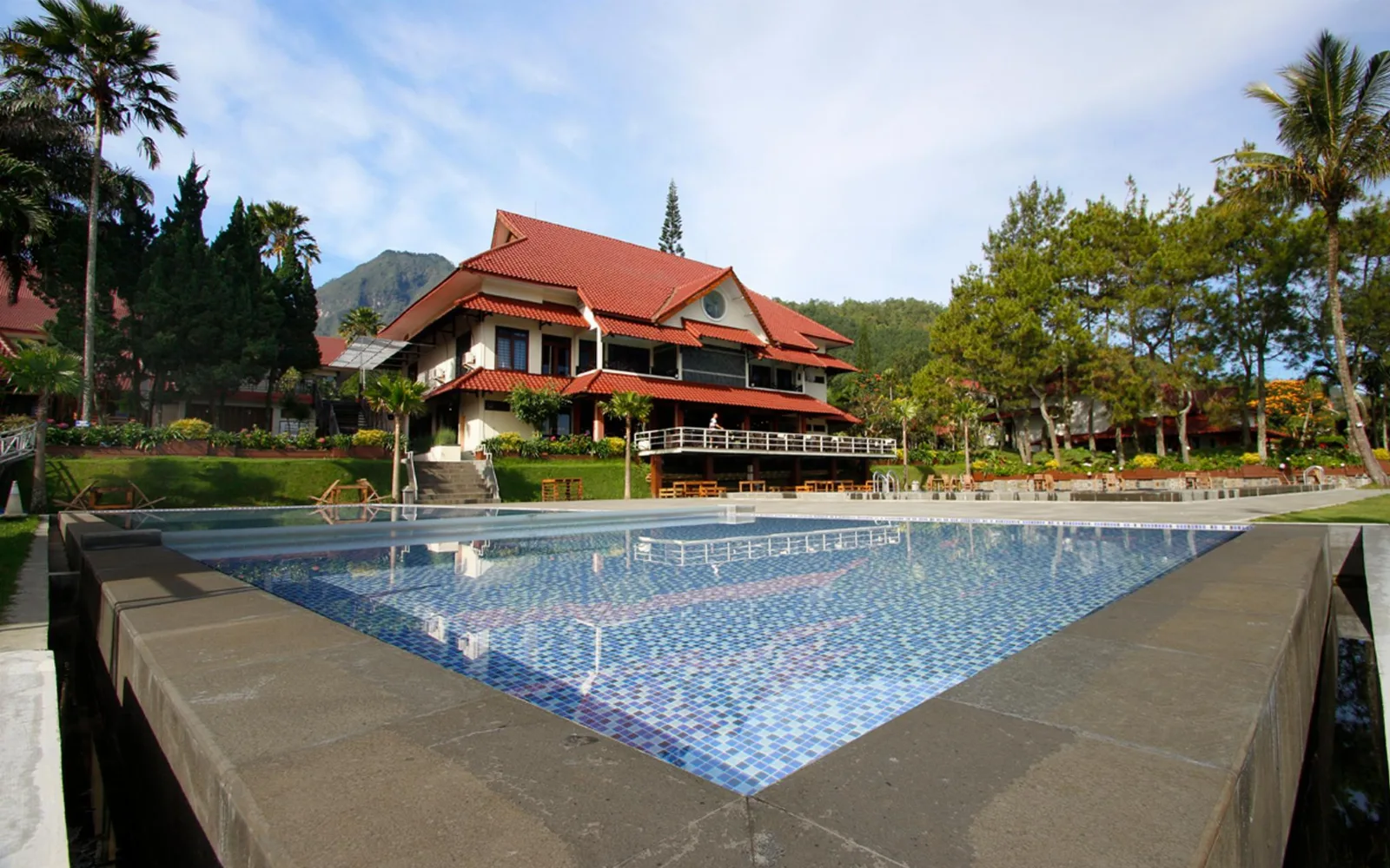 Outdoor Lagoon Pool at Kusuma Agrowisata Hotel