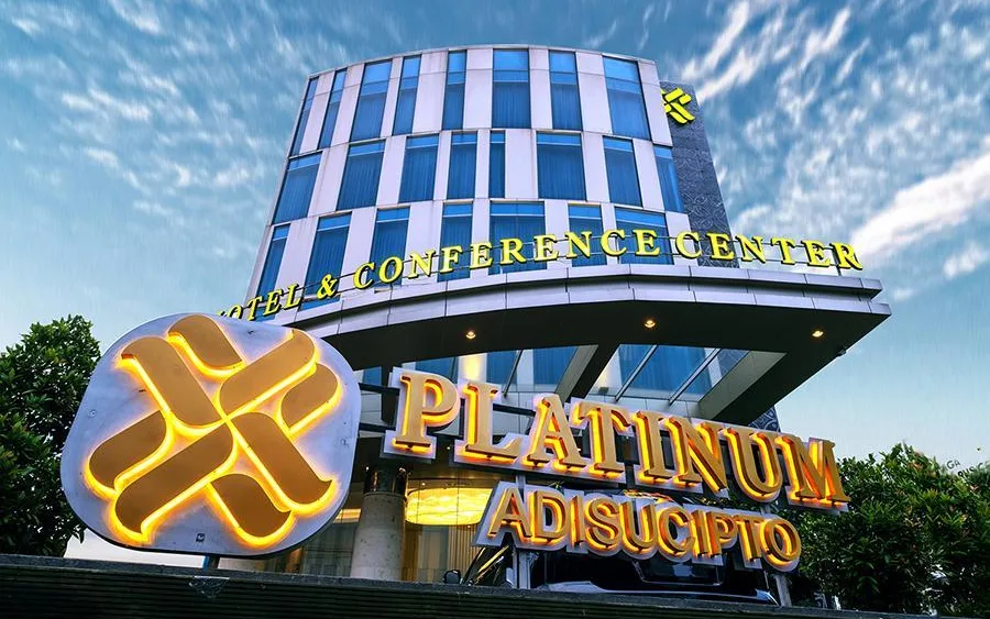 Outdoor Lagoon Pool at Platinum Adisucipto Hotel & Conference Center