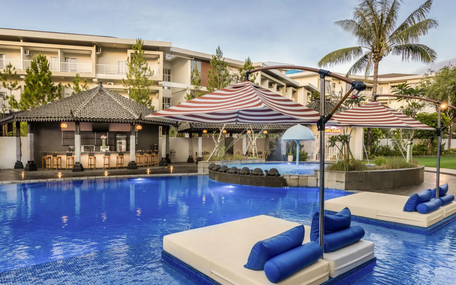 Outdoor Lagoon Pool at The Wujil Resort & Conventions