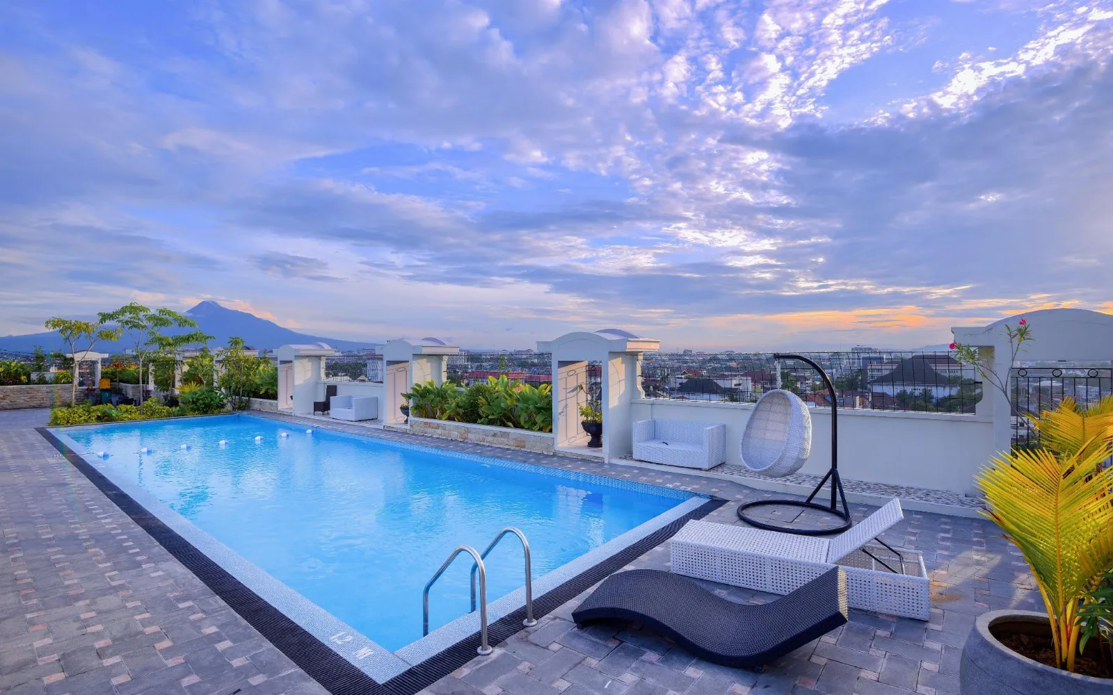 Outdoor Leisure Pool at Grand Senyum Hotel