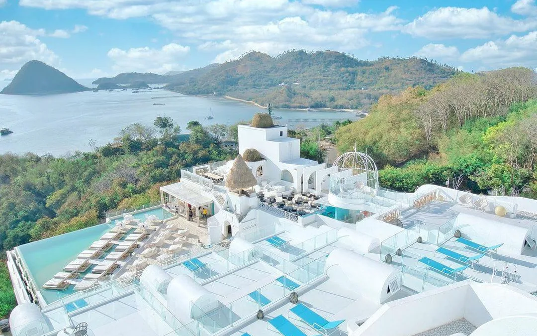 Outdoor Leisure Pool at Loccal Collection Hotel