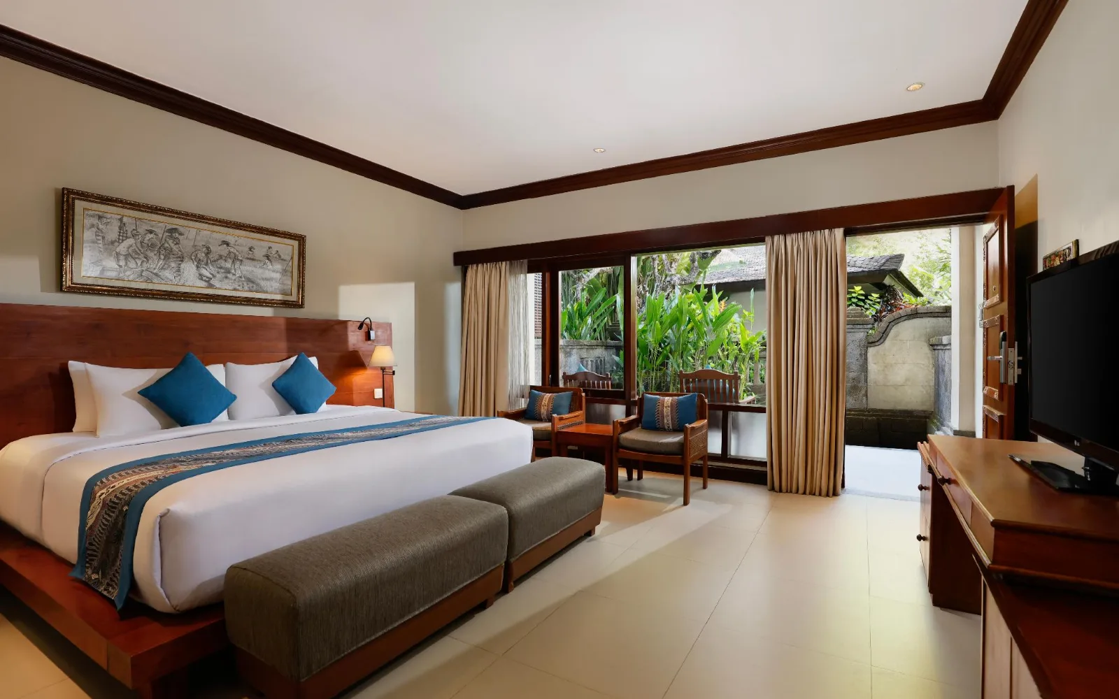 Outdoor Leisure Pool at Rama Beach Resort & Villas