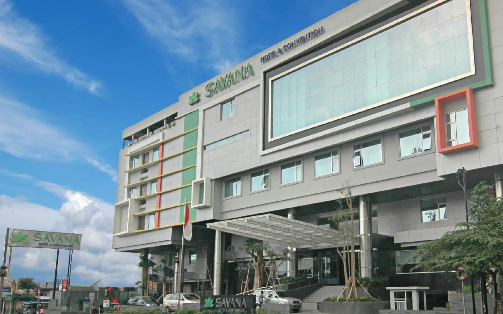 Outdoor Leisure Pool at SAVANA HOTEL & CONVENTION MALANG
