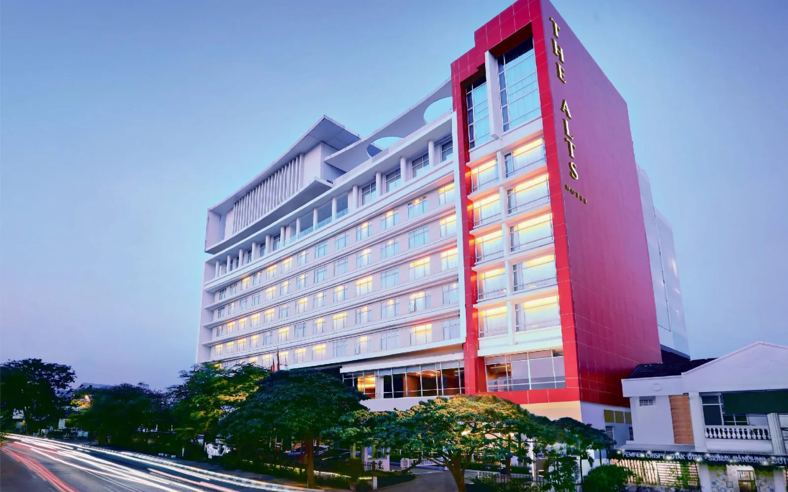 Outdoor Leisure Pool at The Alts Hotel Palembang