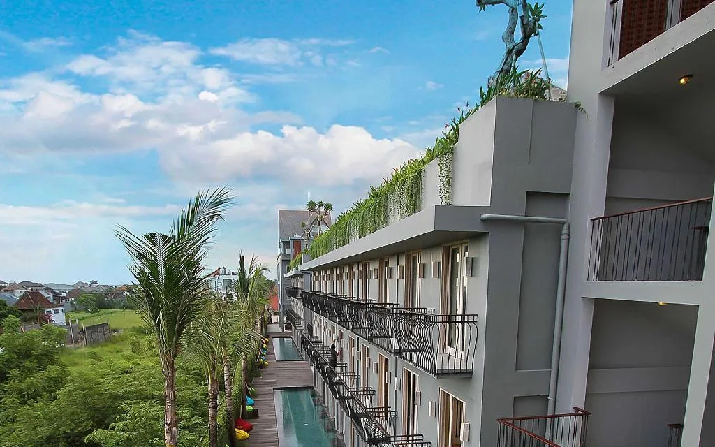 PHM Hospitality Spa & Wellness at FRii Bali Echo Beach Hotel