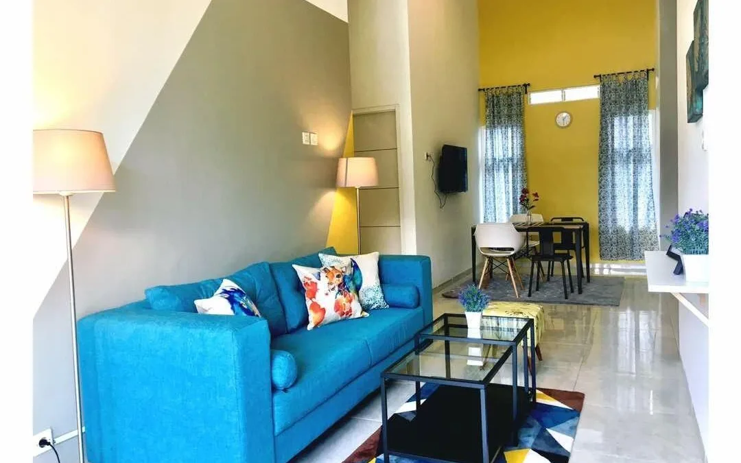 Private Leisure Pool at VILLA ALVA 2bedroom depan JATIM PARK 2 pas
