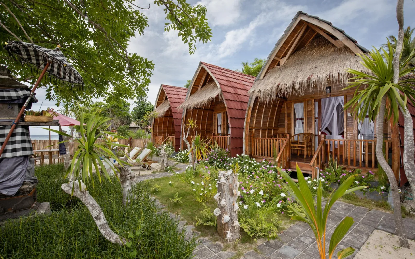 Santen Wellness & Spa at Santen Beach Bungalows