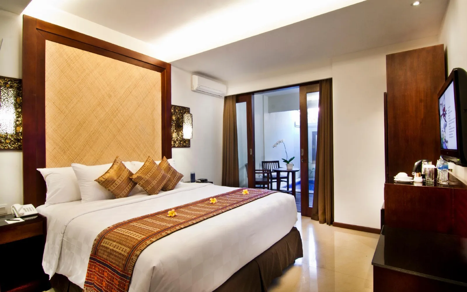 Swimming Pool at Best Western Kuta Villa
