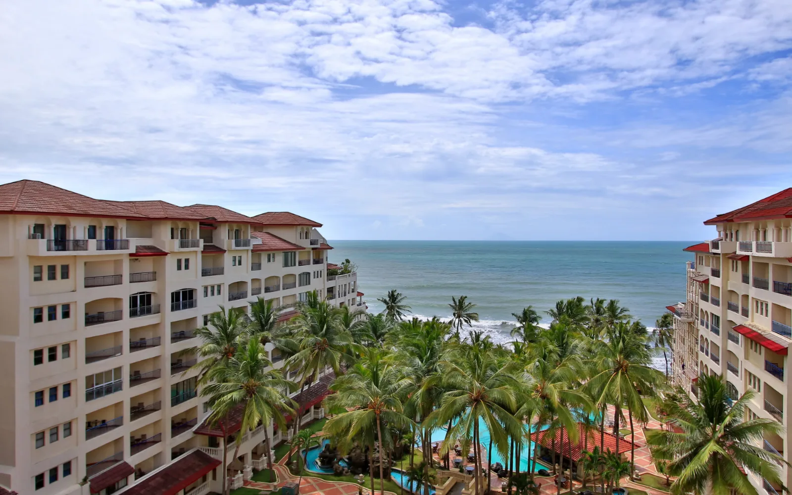 Swimming Pool at Marbella Place Anyer by Jayakarta