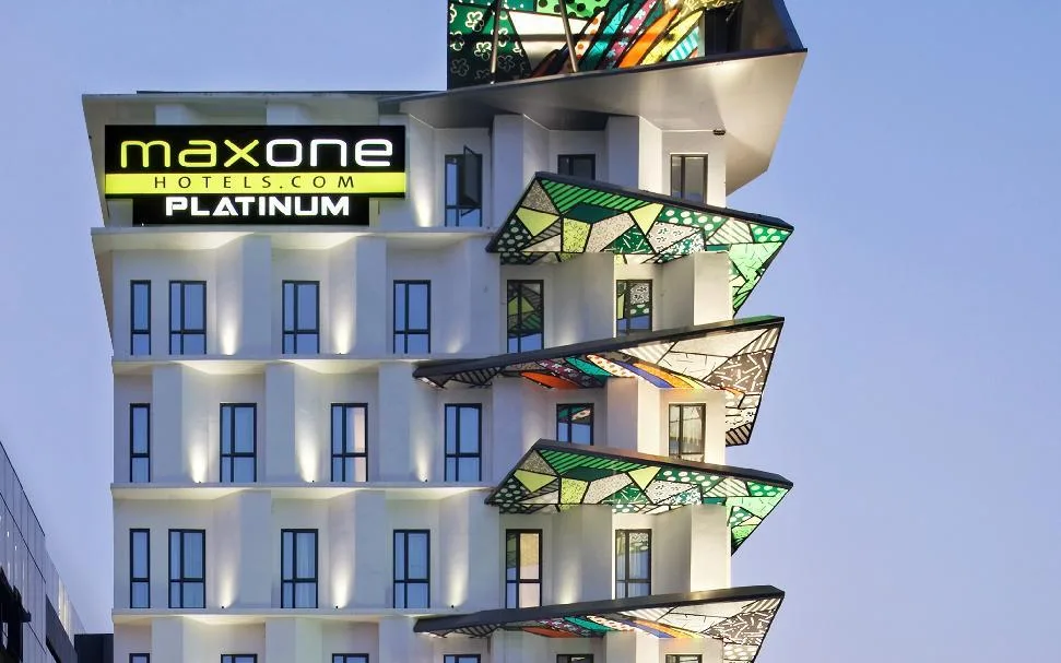 Swimming Pool at MaxOneHotels.com @ Platinum Hayam Wuruk Jakarta