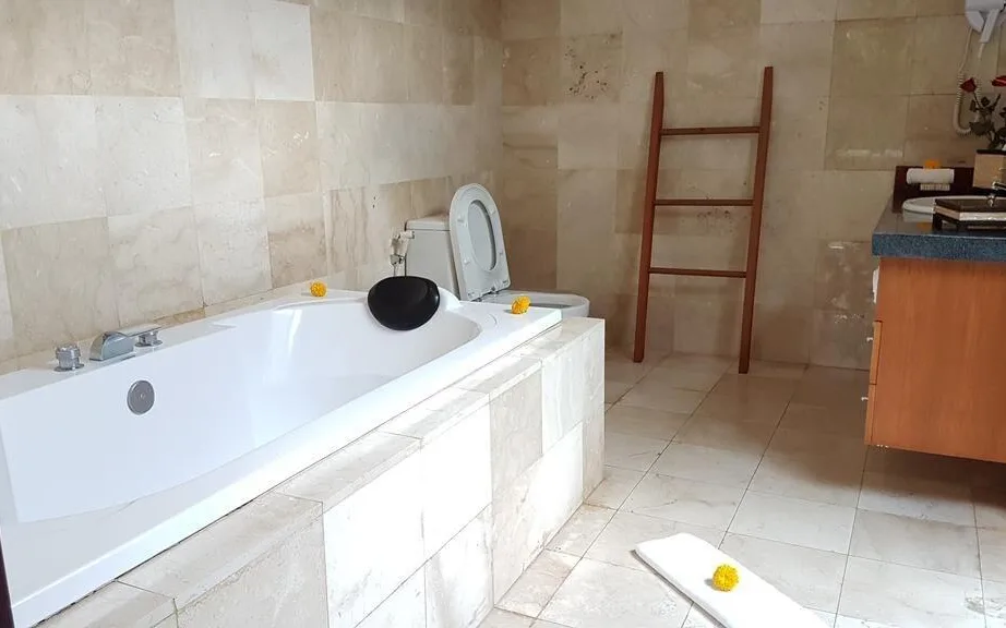 Three BR Villas Near Cafe & Beach in Canggu Spa Sanctuary