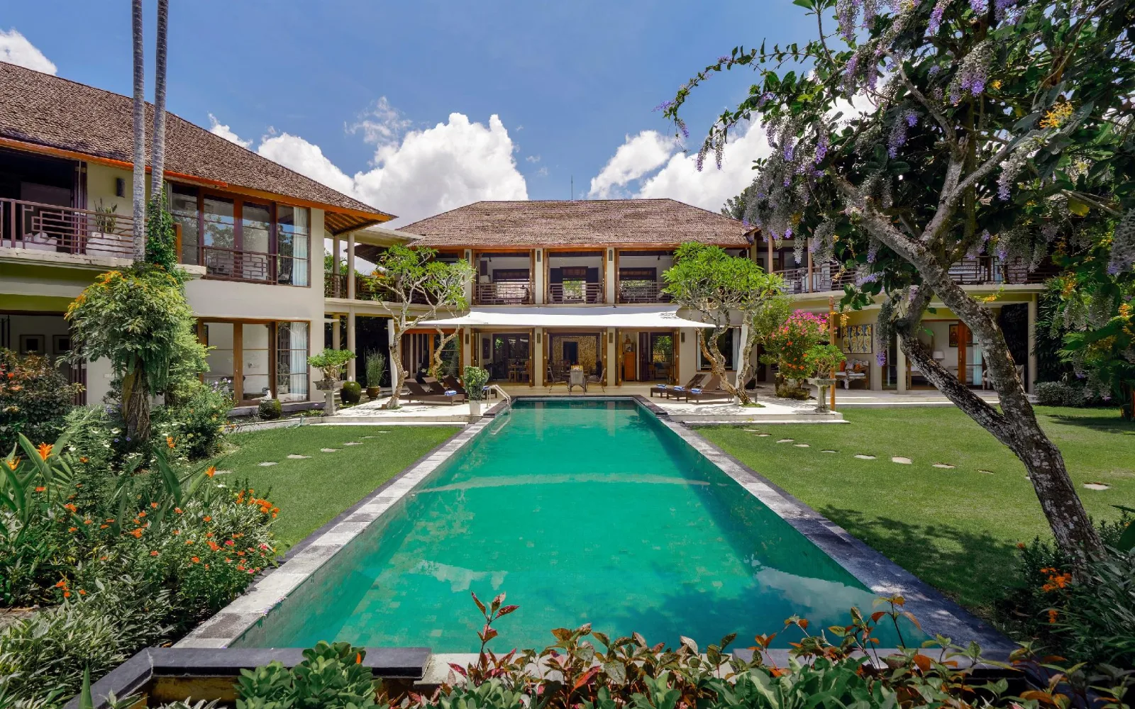 Villa Avalon Spa at Villa Avalon Spacious Sanctuary with Pool & Garden - CHSE