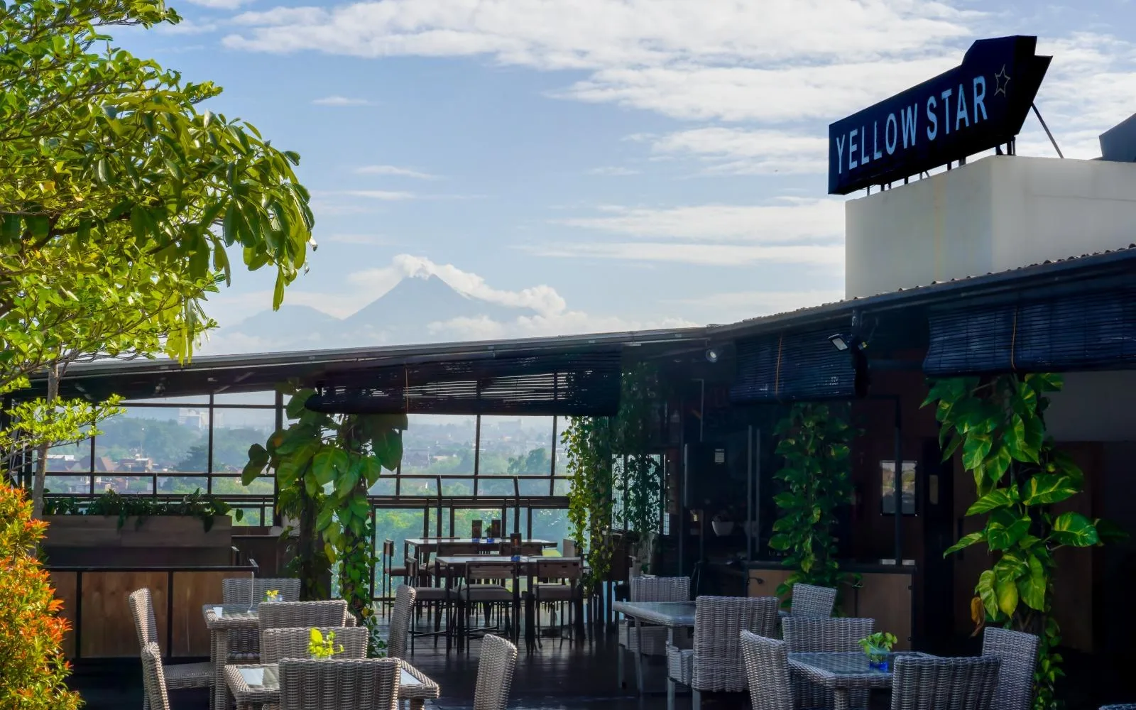 Yellow Wellness & Spa at Yellow Star Ambarukmo Hotel